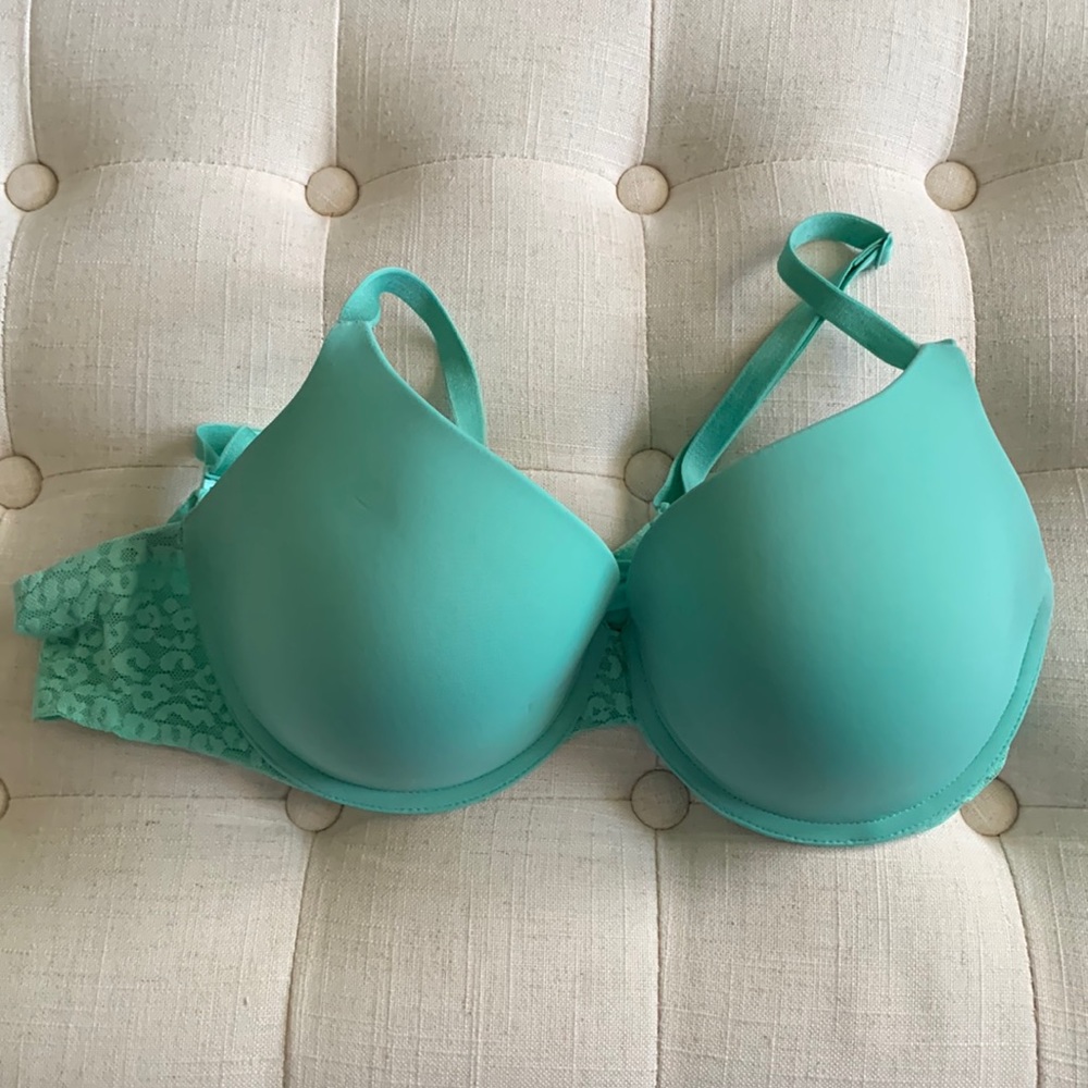 Victoria’s Secret bra